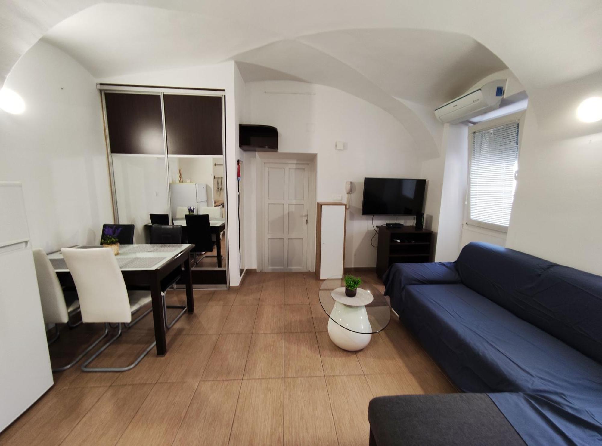 Studio Apartment Sisters 3-4 Liubliana Exterior foto